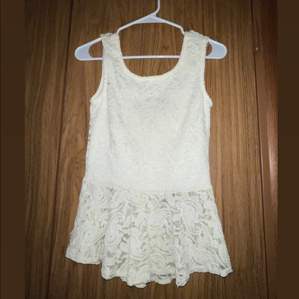 Off-white blouse w/ bow in the back